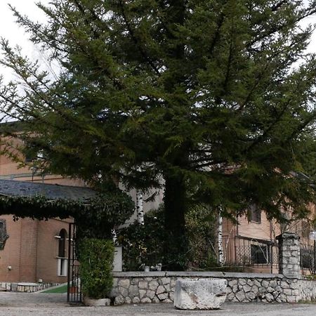 Lh Albergo Il Picchio Pescasseroli Bagian luar foto