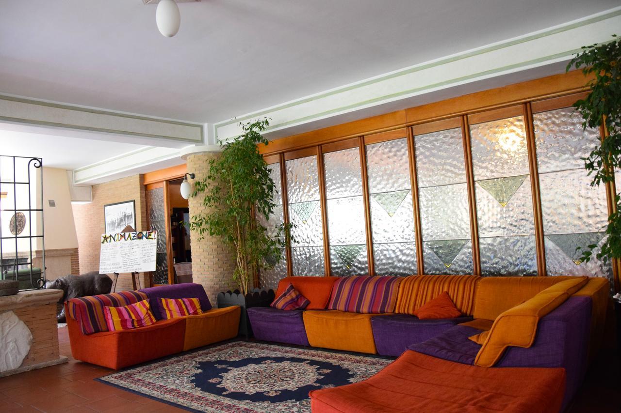 Lh Albergo Il Picchio Pescasseroli Bagian luar foto